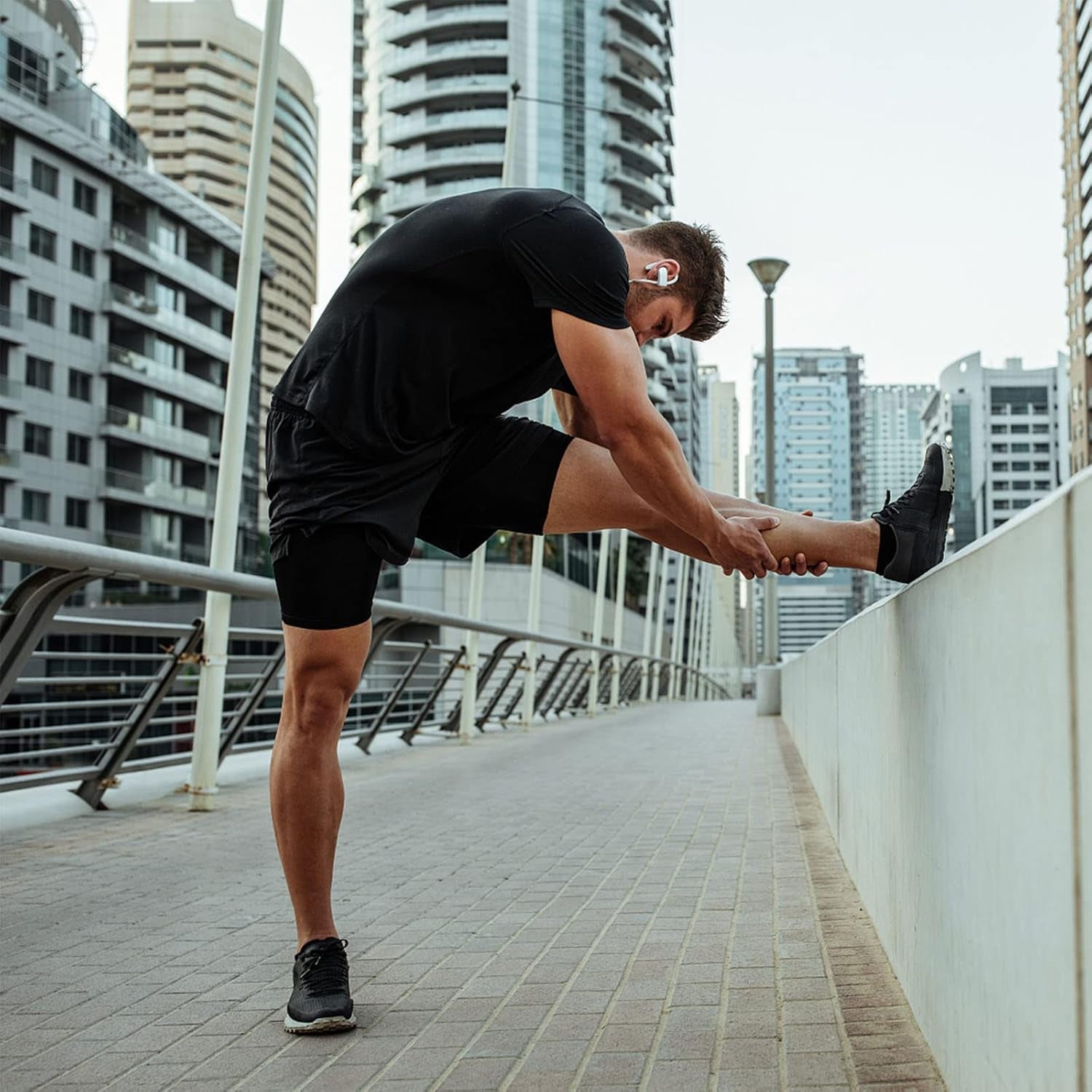 Men Running Shorts Men'S Shorts Workout with Phone Pocket 2 in 1 Gym Training Shorts Quick Drying